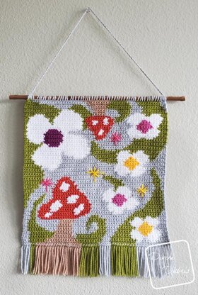 'Shrooms and Blooms Wall Hanging