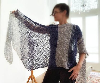 Casual delft shawl