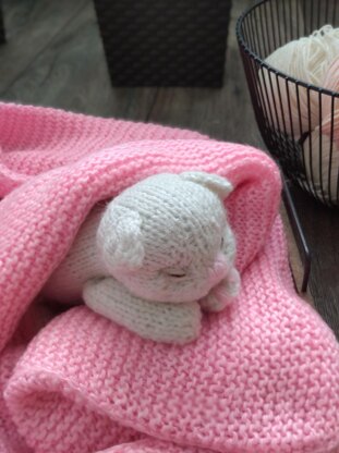 Kitten knitting pattern. Sleeping kitten knitting pattern