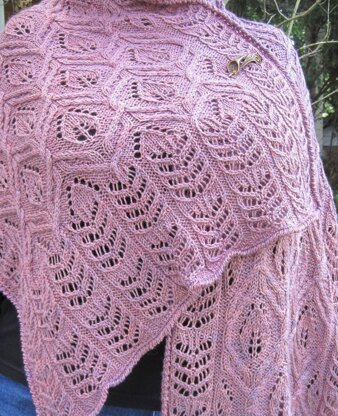 Nagota Cable Lace Shawl