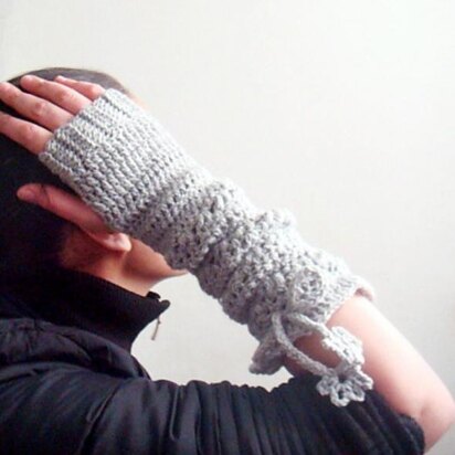 Long Fingerless Gloves with Flower I-cord