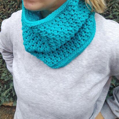 Crossrows Cowl