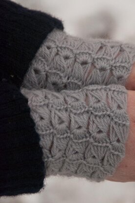 Delicatus Wrist Warmers