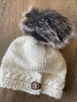 Gently Cabled Baby Cable Hat