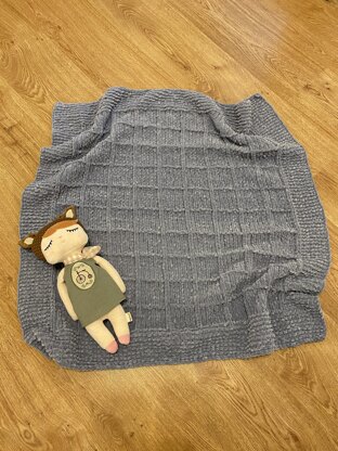 Easy Square Baby Blanket
