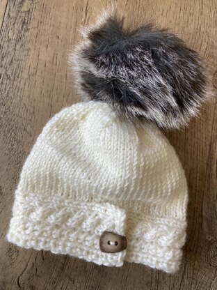 Gently Cabled Baby Cable Hat