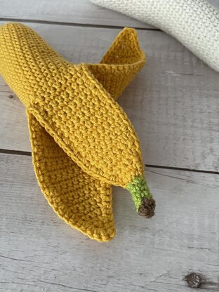 Banana Amigurumi Peeled & Unpeeled