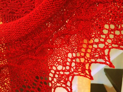 Deirdre na nDólás shawl