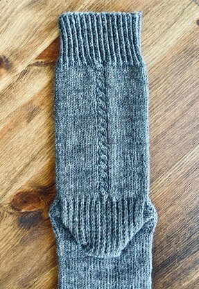 Cable Back Socks