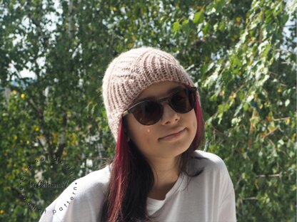 HANNAH knit-look beanie