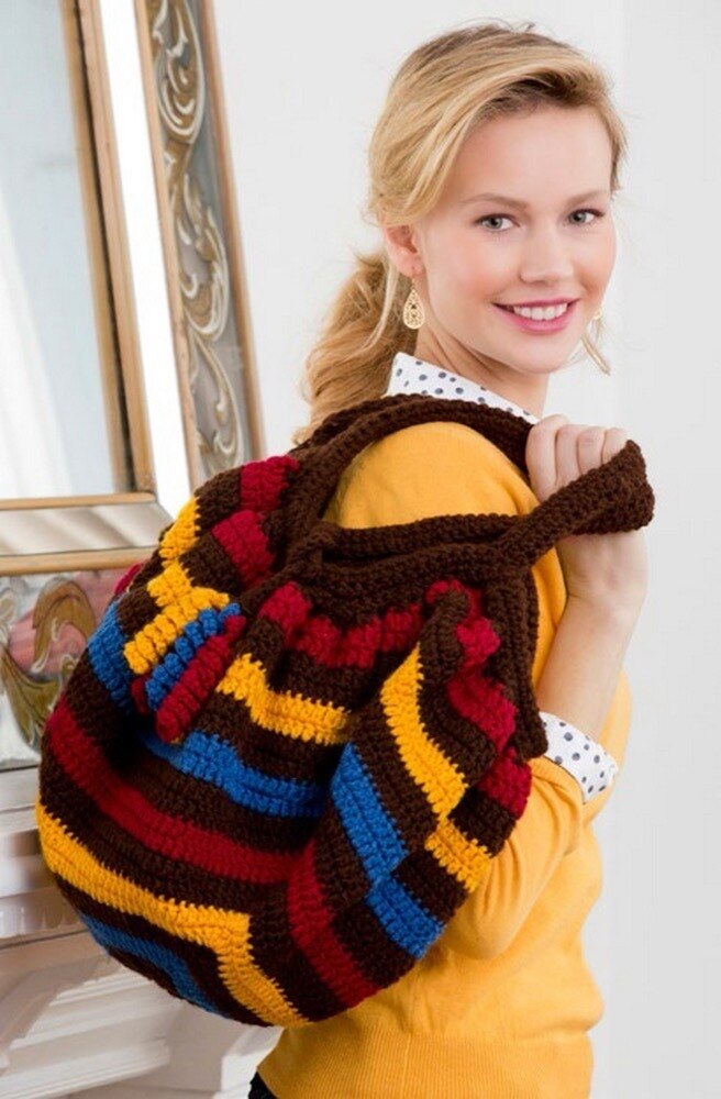 Phat Fat Bag in Red Heart Super Saver Economy Solids LW3579 Knitting Patterns LoveCrafts