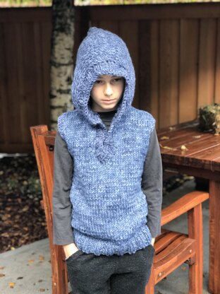 Lucas knitted vest with hood