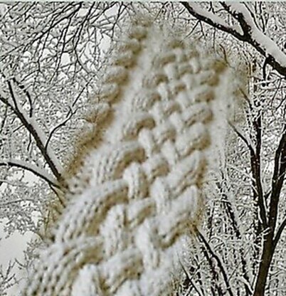 Winter Cable Scarf
