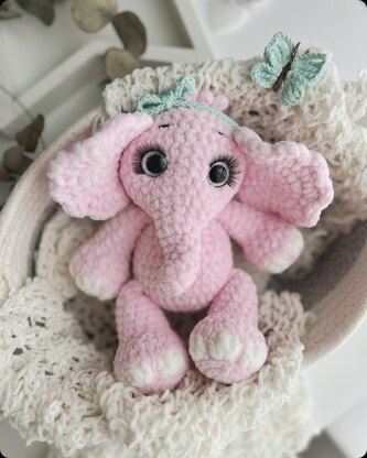 Plush elephant toy