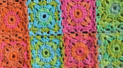 Queenies Square Crochet Blanket