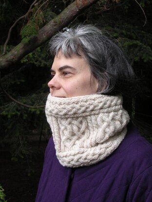 Iona Cowl