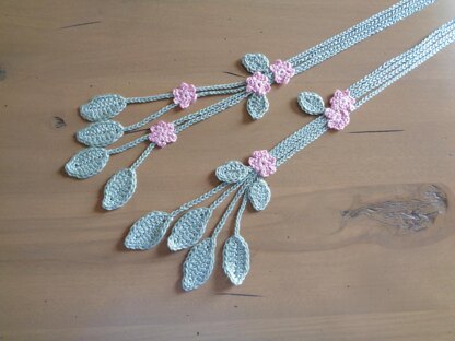 Sweet Pea Lariat Scarf