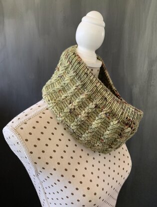 Tendril Cowl