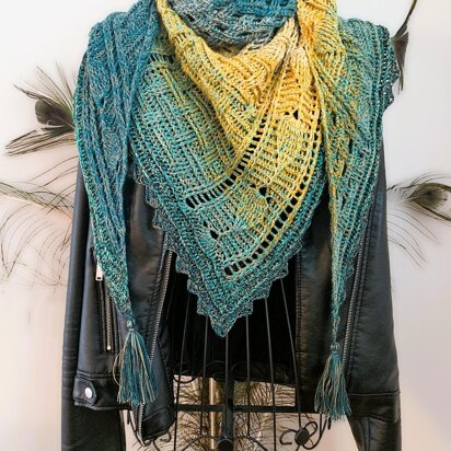 Triangular Scarf "Xanthis"