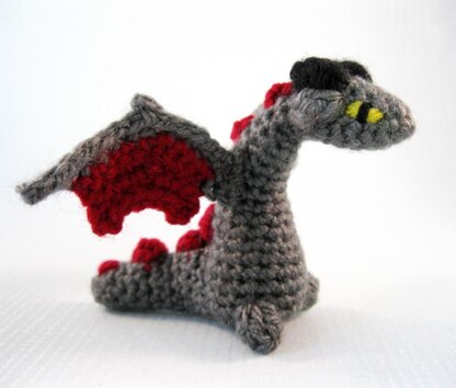 Tiny Dragon Hatchlings in Eggs Amigurumi