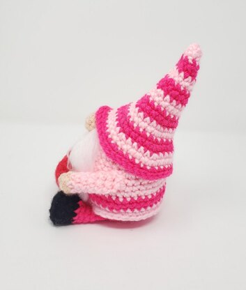 Valentine's Gnome Amigurumi