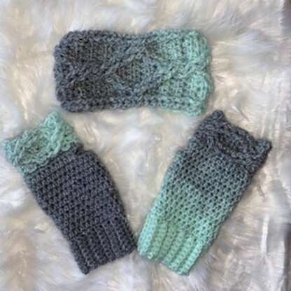 Lazy Cables Fingerless Gloves