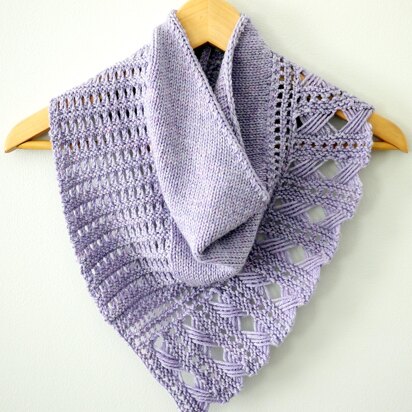 Gwendolyn Cowl - knitting pattern