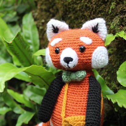 Reginald the Red Panda Amigurumi Pattern