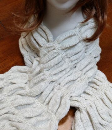 Snowdrifts Ruched Scarf