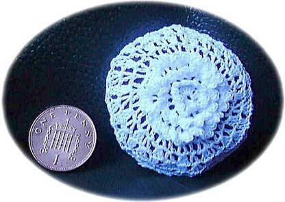 1:12th scale circular frilly cushion