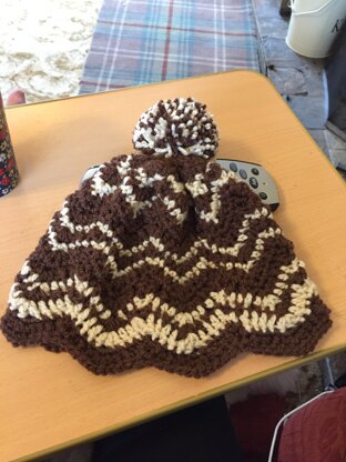 Ripple Hat and Cowl Set in Bernat Satin