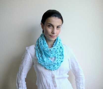 Infinity loop lace long scarf