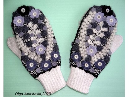 Finger mittens with Irish lace