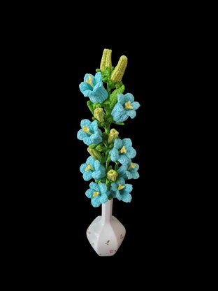 Crochet Canterbury bells flowers