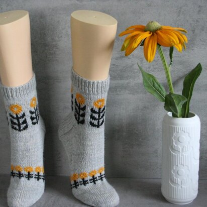 Retro Flowers - knitting pattern