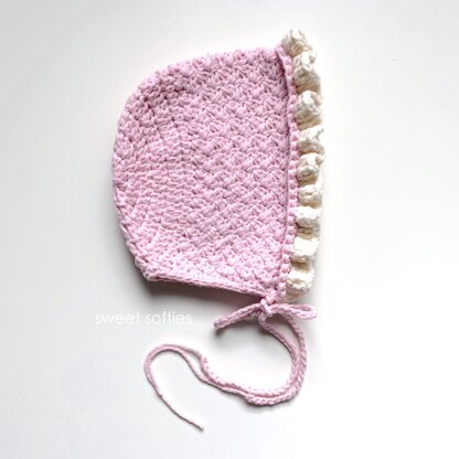 Classic Lace Bonnet