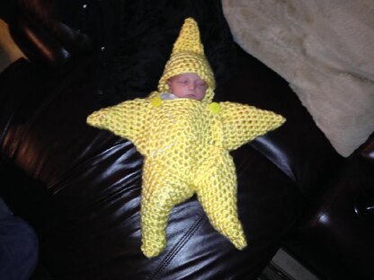 Bathtime Baby Star Cocoon