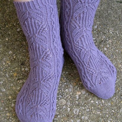 Wells Cable Lace Socks