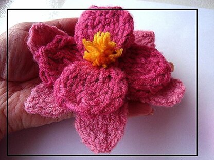 558 KNITTED ORCHID, ROSE, and LEAF