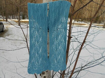 Airy Leaves Lace Scarf