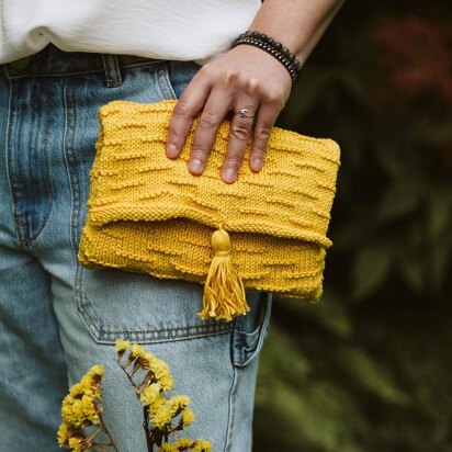 Avid Reader Book / Clutch Bag - knitting pattern