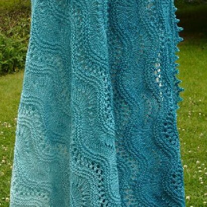 Rippling waves shawl - knitting pattern