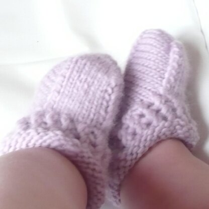 Simple Seamless Baby Boots