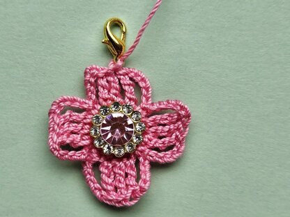 Pink Cross keychain pattern