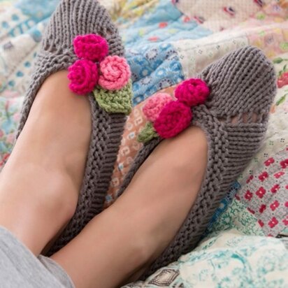 Slippers for Her in Red Heart With Love Solids - LW3172 - knitting pattern