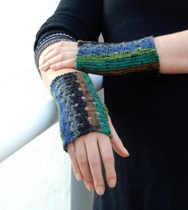 Emmentaler Fingerless Gloves