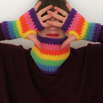 Look to the Rainbow Cowl & Wristwarmers