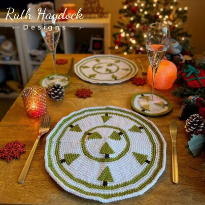 Christmas Tree Table Setting