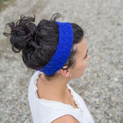 Ribbing With a Twist Headband