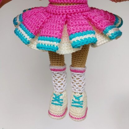 Easy Crochet Ruffle Skirt For Dolls - Free Pattern & Video Tutorial